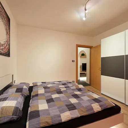 Romana * Мерано