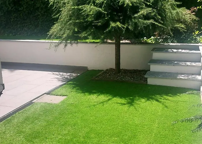 Апартаменти Romana